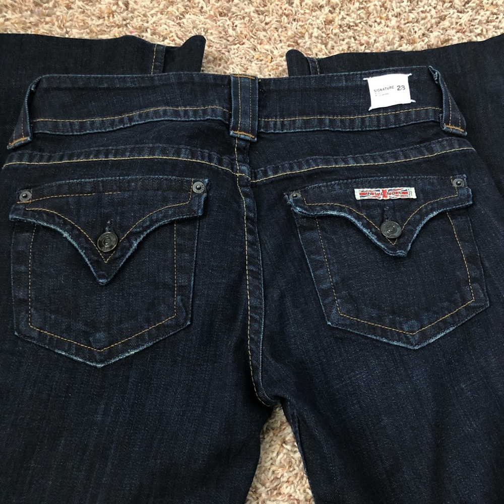 Hudson Signature Boot Cut Jeans. 28. Inseam 31”